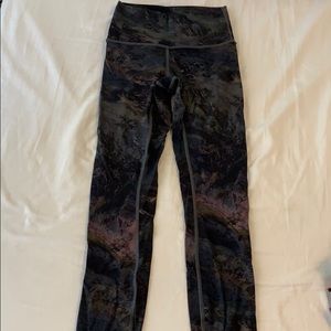 Lululemon Wunder Under tight